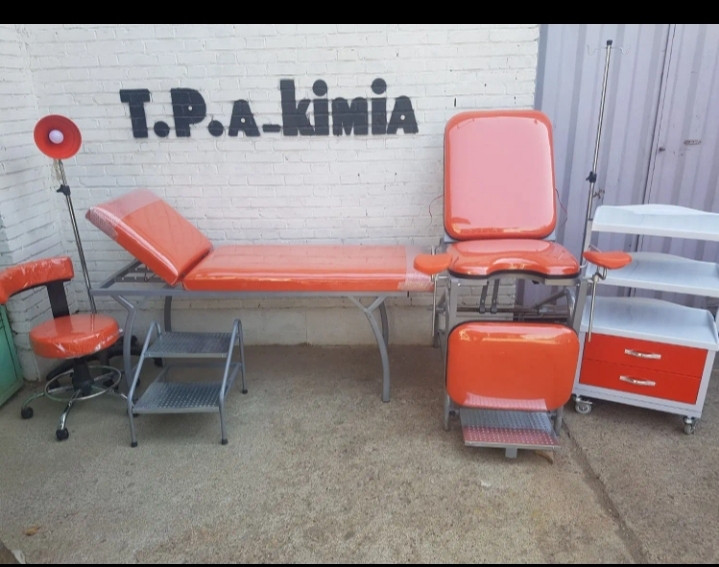 ست تخت ژنیکولوژی و تخت معاینه پایه مبلی زیر سر متحرک